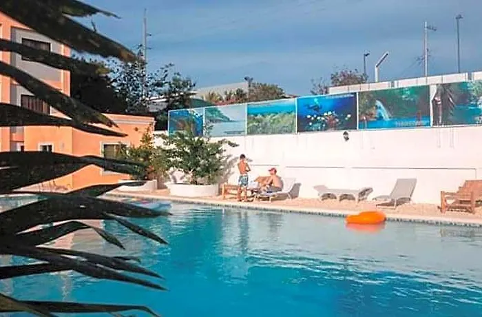 Adams View Hotel 3*